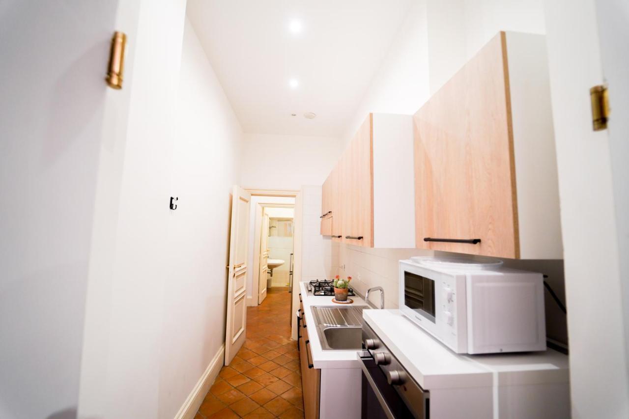 Casa Napoletana - Culture Apartment Naples Luaran gambar