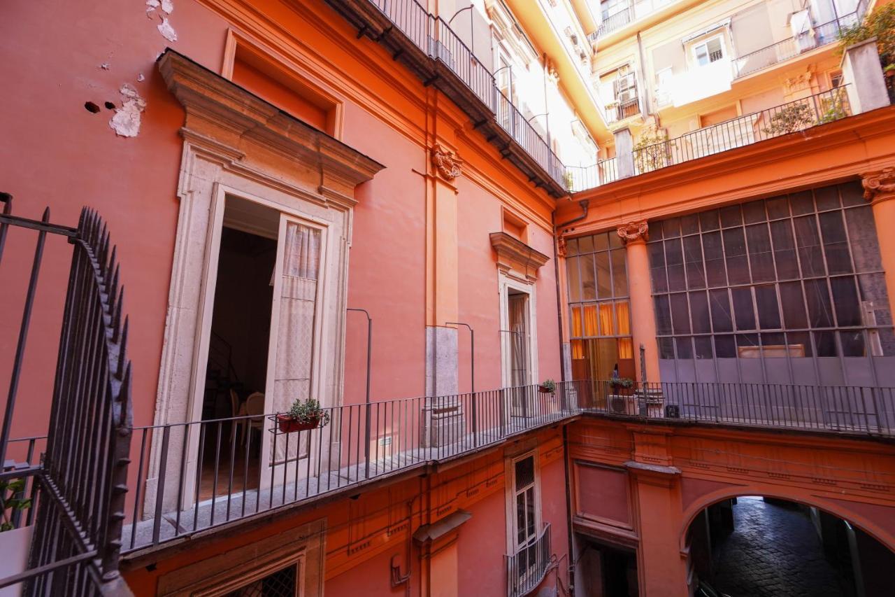 Casa Napoletana - Culture Apartment Naples Luaran gambar
