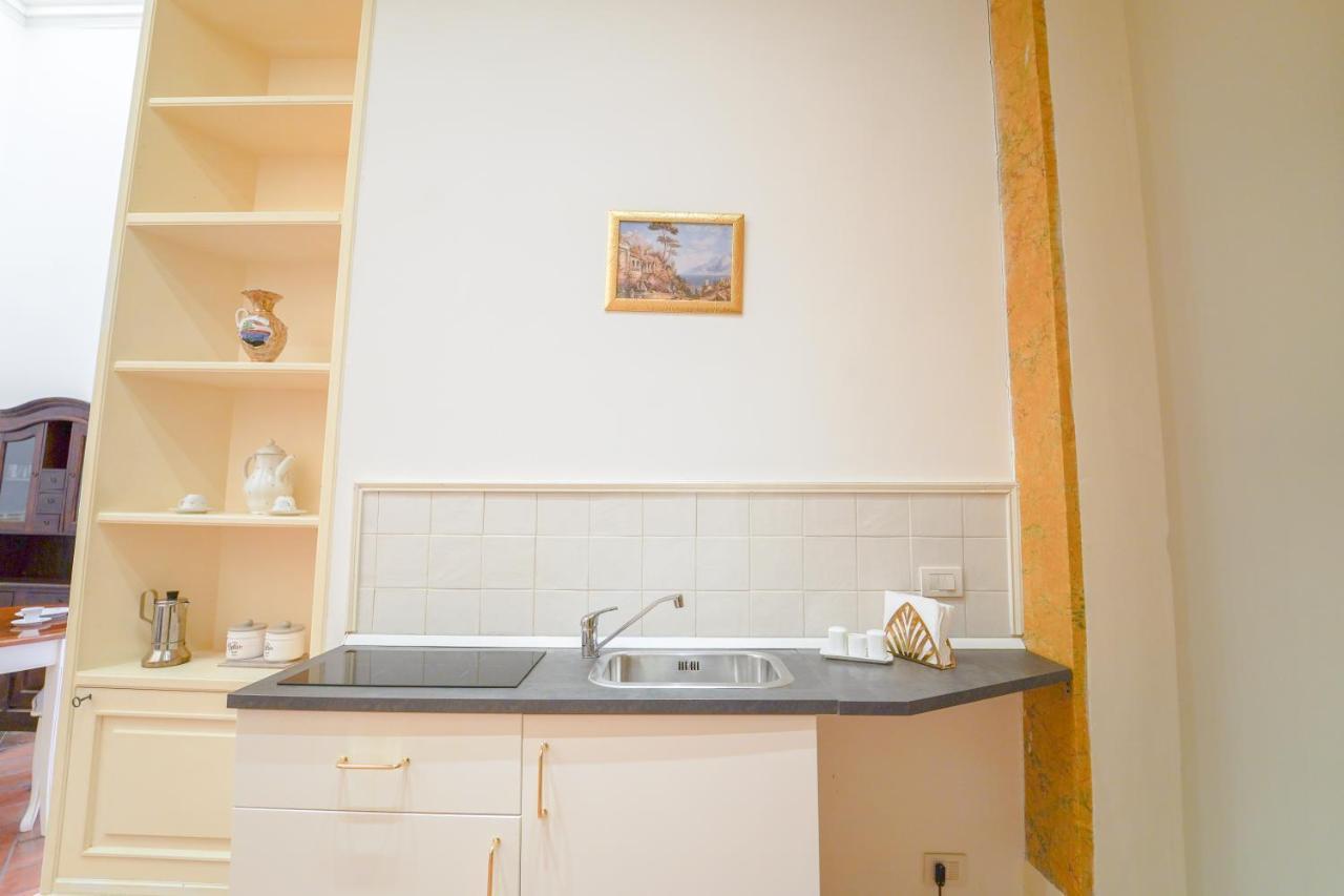Casa Napoletana - Culture Apartment Naples Luaran gambar